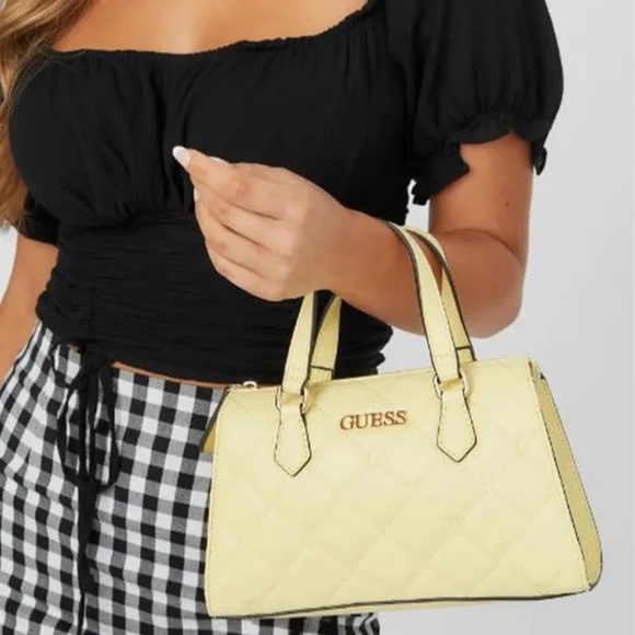 New Guess Ladies Waterston Small Satchel Yellow Color - Picture 2 of 2